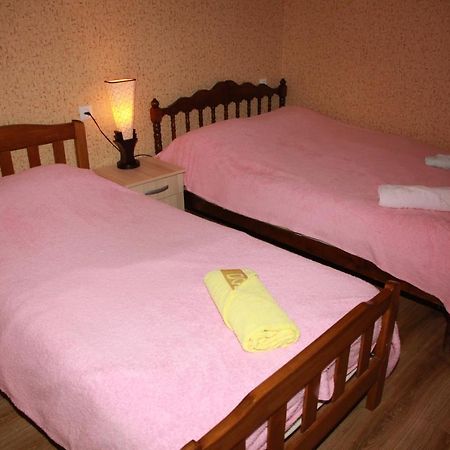Riverside Hotel Borjomi Bagian luar foto